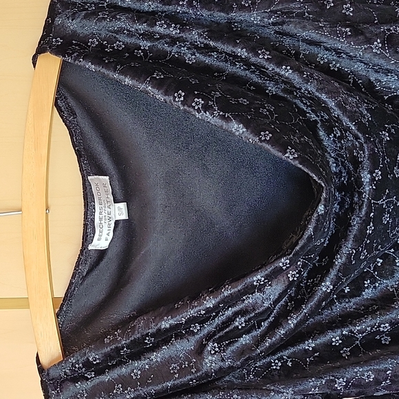 Beechers Brook Blouse - Picture 2 of 5